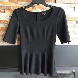 Aritzia (Babaton) Peplum Top